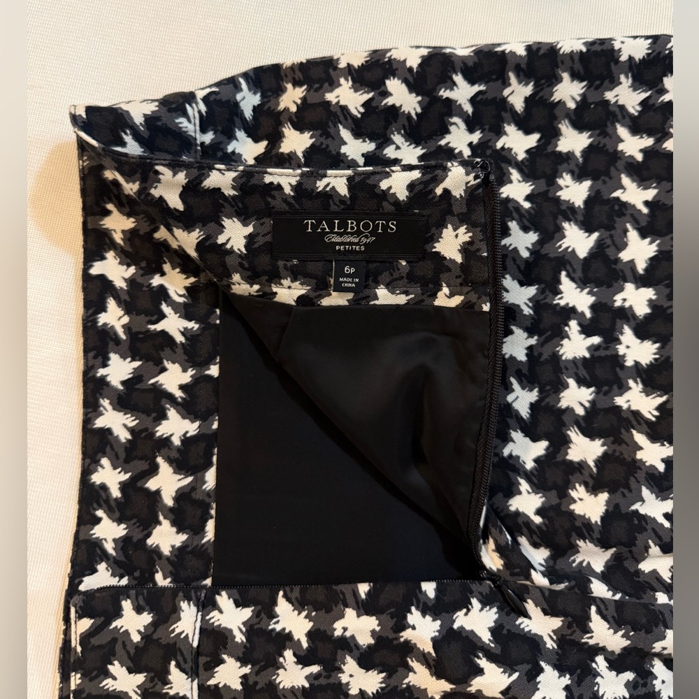 Talbots Herringbone Pencil Skirt - Picture 4 of 6